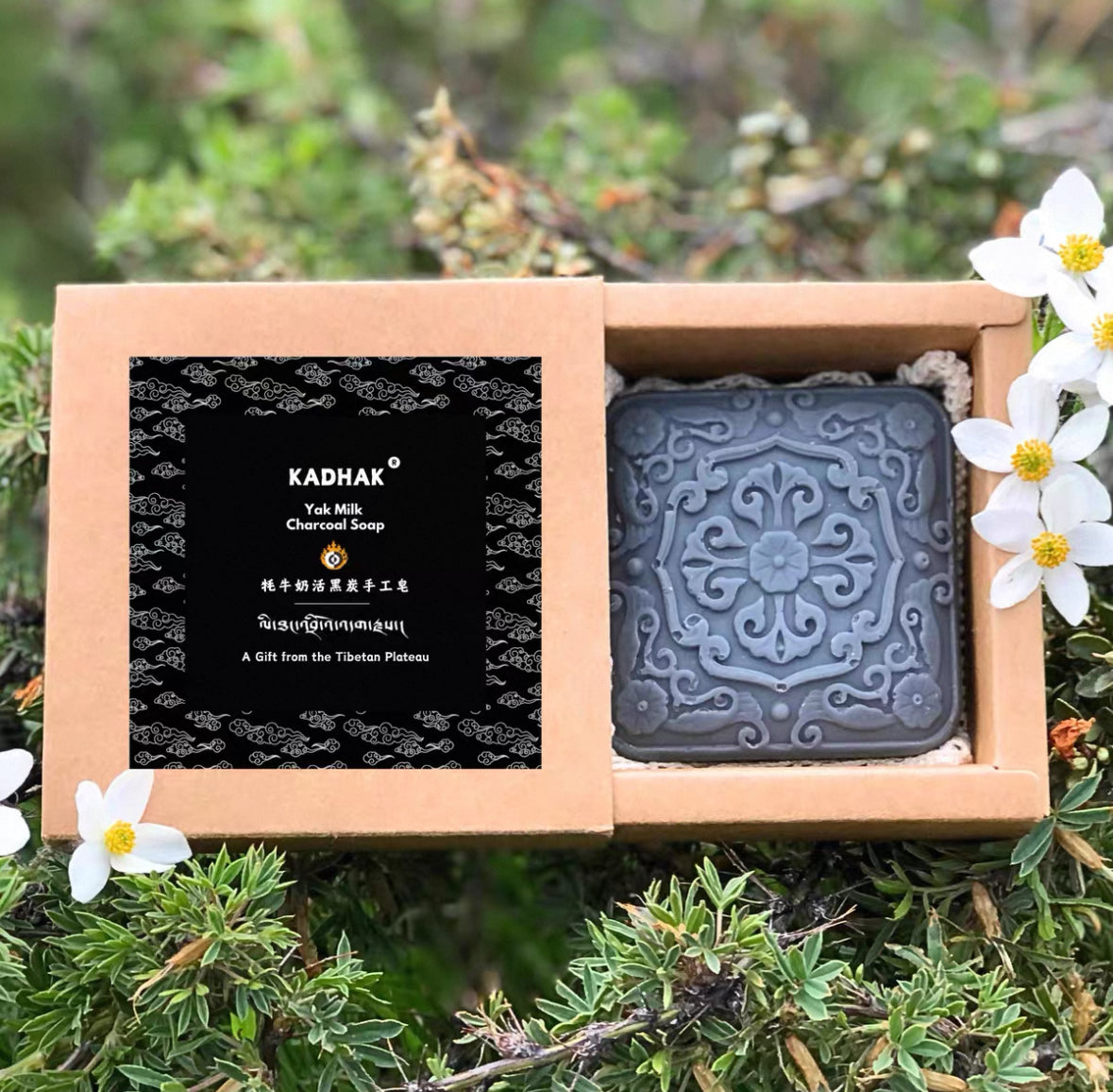 Kadhak Deep Cleaning Yak Milk Charcoal Soap